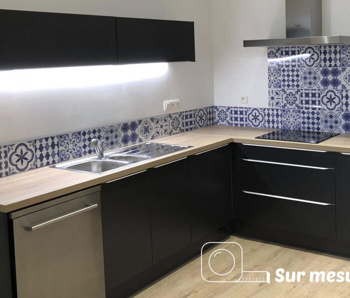 Crédence carreaux de ciment bleu